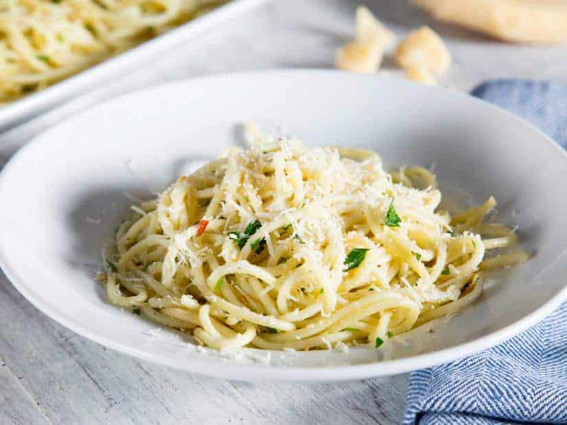 espagueti con ajo y aceite de oliva